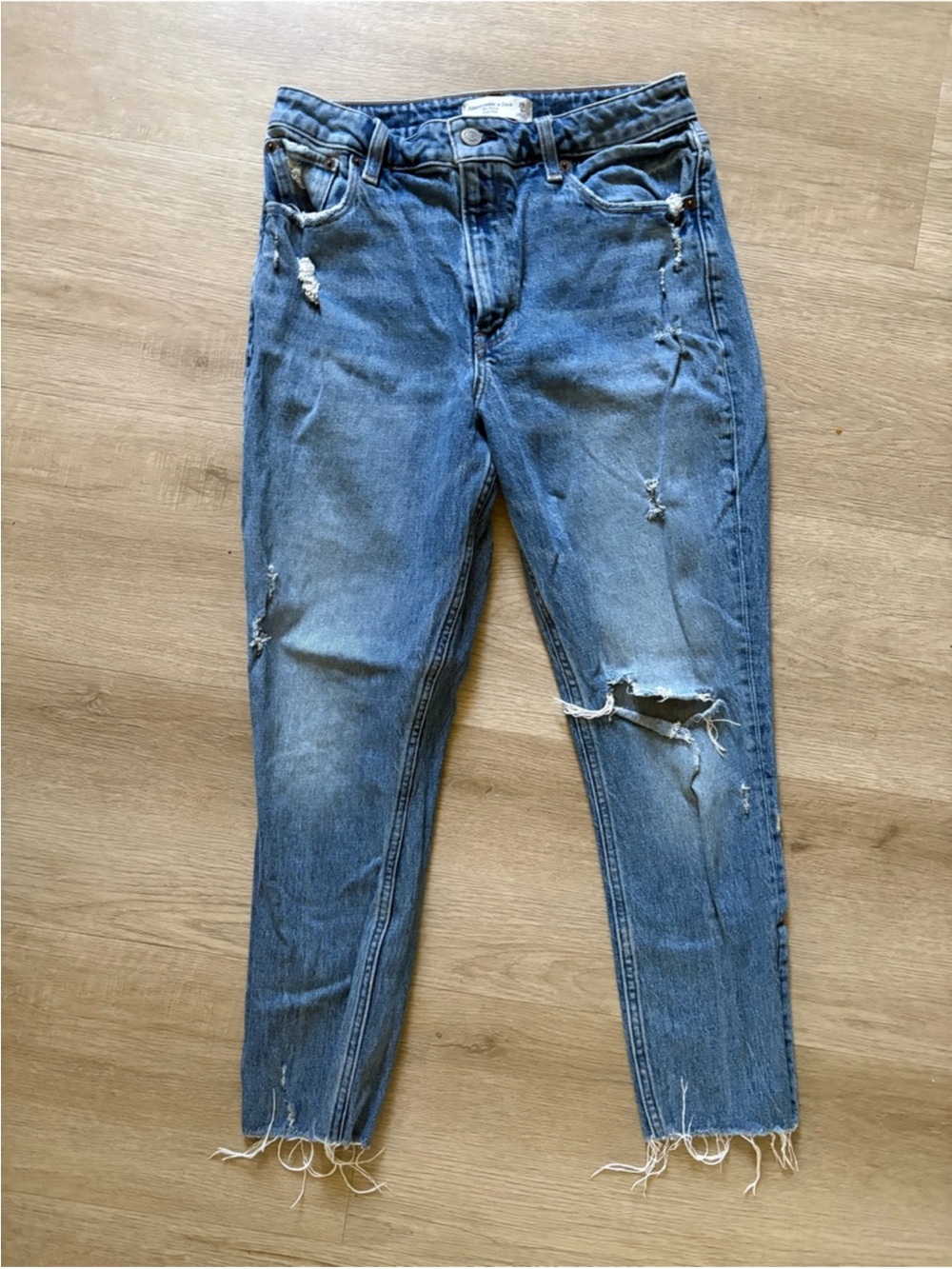 Abercrombie & Fitch Distressed Light Blue Skinny Jeans High Rise - Picture 1 of 3
